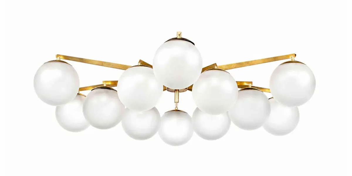 Design in Focus: Gino Sarfatti's 2042 Ceiling Lamp
